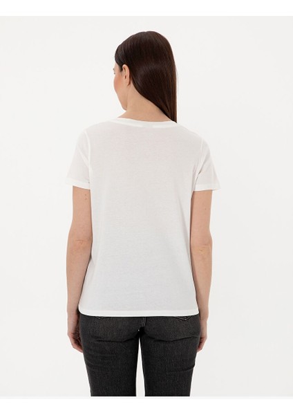Beyaz Regular Fit V Yaka Basic Tişört