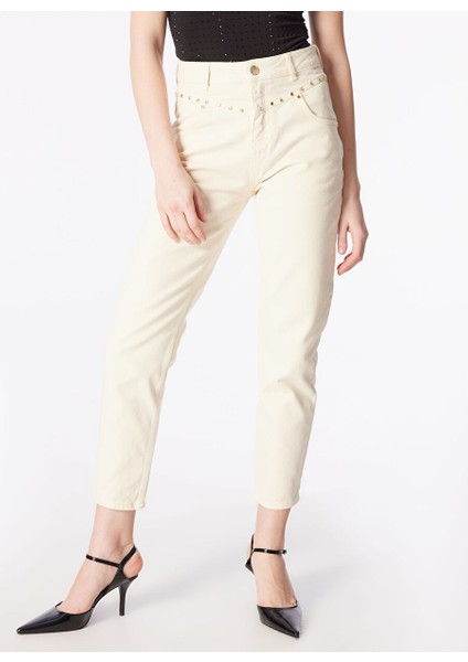 Normal Bel Normal Paça Mom Fit Ekru Kadın Denim Pantolon F4SL-PNT0547 fırsatları