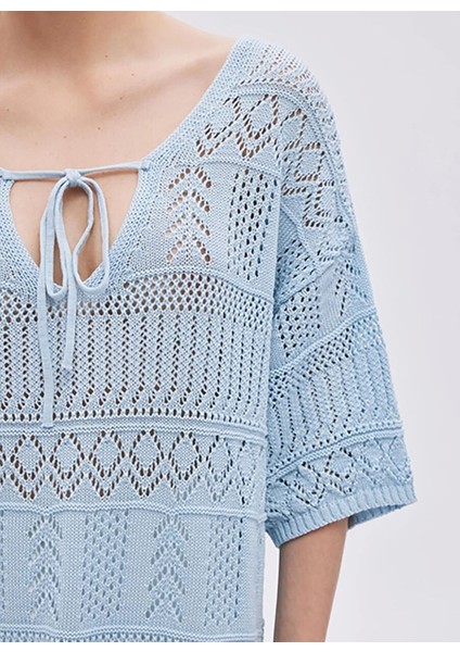 V Yaka Ajurlu Mavi Midi Kadın Elbise Mavi Ajurlu Oversize Triko Elbise