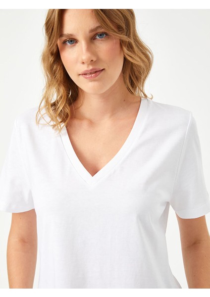 %100 Pamuk V Yaka T-Shirt 00095 fırsatları