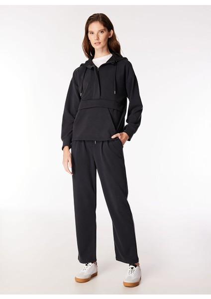 Siyah Kadın Kapüşonlu Geniş Fit Sweatshirt FC4WL-SWT0126 fiyatları