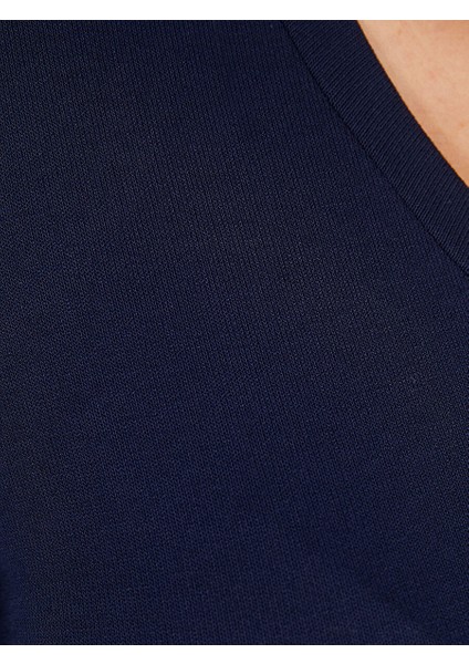 V Yaka Truvakar Kol T-Shirt 00018