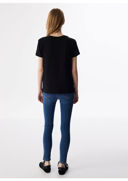 Siyah Kadın Standart T-Shirt TS1250070186 fırsatları