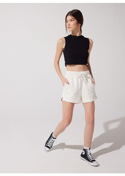Normal Bel Regular Fit Ekru Kadın Şort L231431102