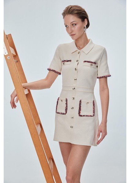 Polo Yaka Düğmeli Ekru Mini Elbise