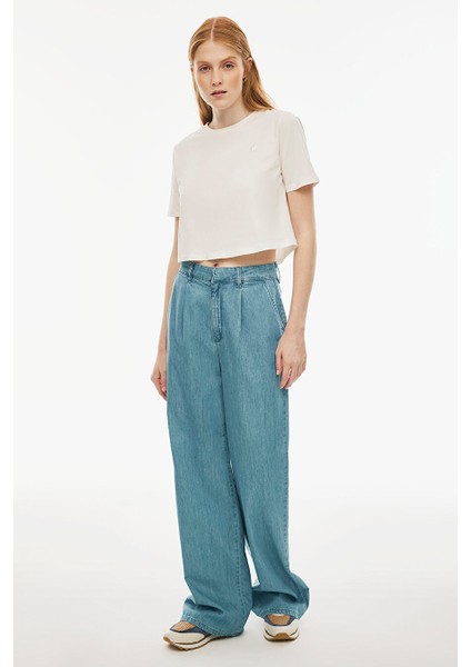 Kelins Regular Fit Crop Boy Bisiklet Yaka Ekru Renk Kadın Tişört fiyatları