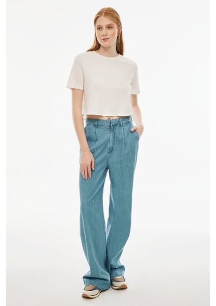 Kelins Regular Fit Crop Boy Bisiklet Yaka Ekru Renk Kadın Tişört modelleri