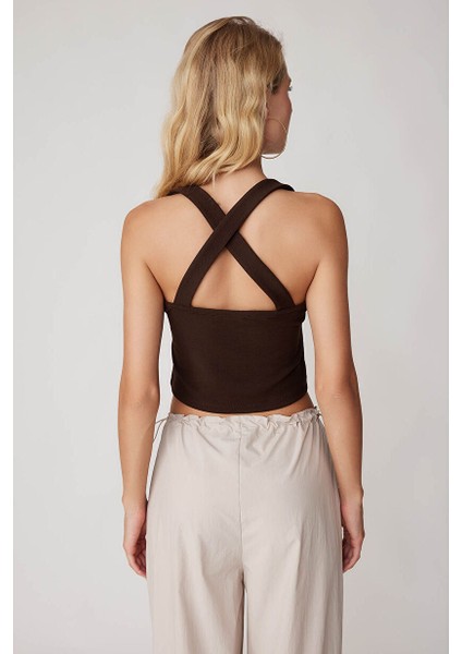 Sırtı Çapraz Kalın Askılı Crop Bluz