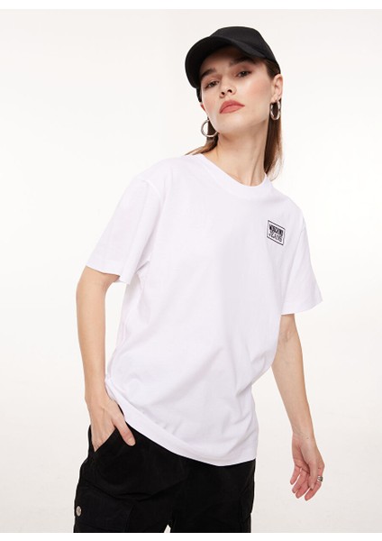 Bisiklet Yaka Baskılı Beyaz Kadın T-Shirt J0711