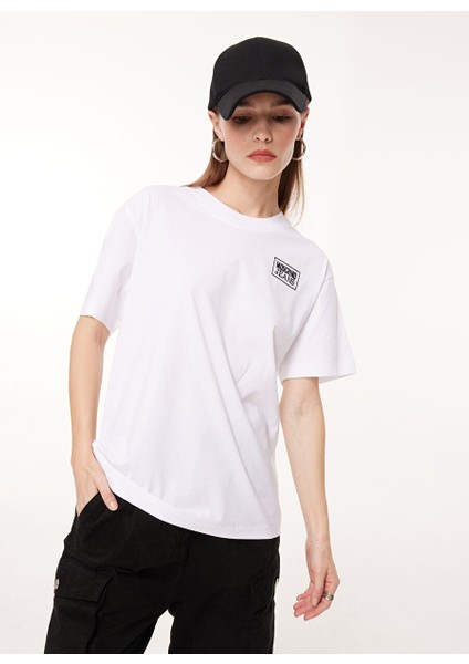 Bisiklet Yaka Baskılı Beyaz Kadın T-Shirt J0711 fiyatları