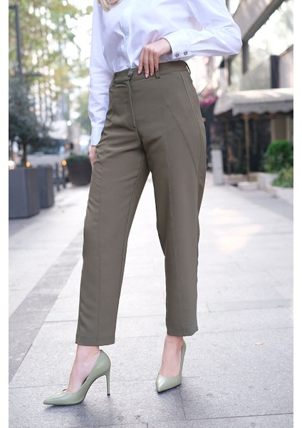 Biye Detaylı Soft-Touch Yeşil Krep Pantolon