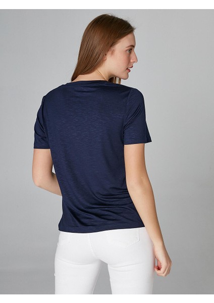 V Yaka Kısa Kollu T-Shirt 00006 modelleri