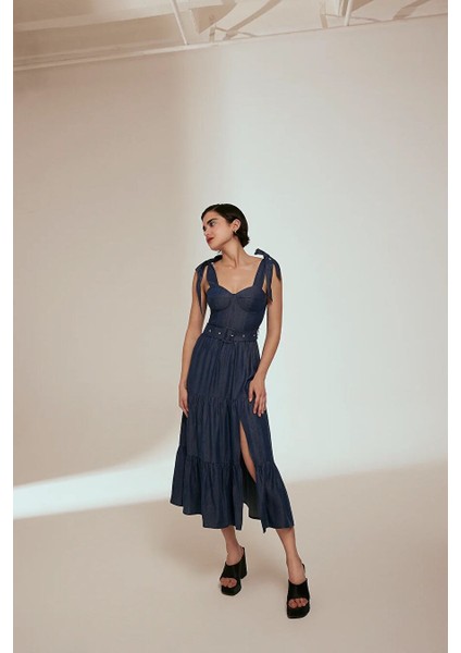 Askı Detaylı Büstiyer Midi Jean Elbise