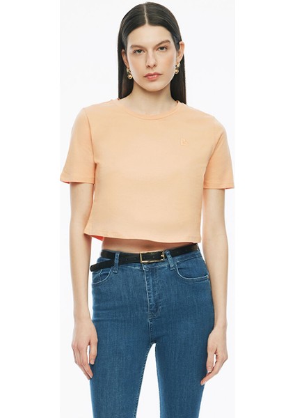 Kelins Regular Fit Crop Boy Bisiklet Yaka Kayısı Renk Kadın Tişört