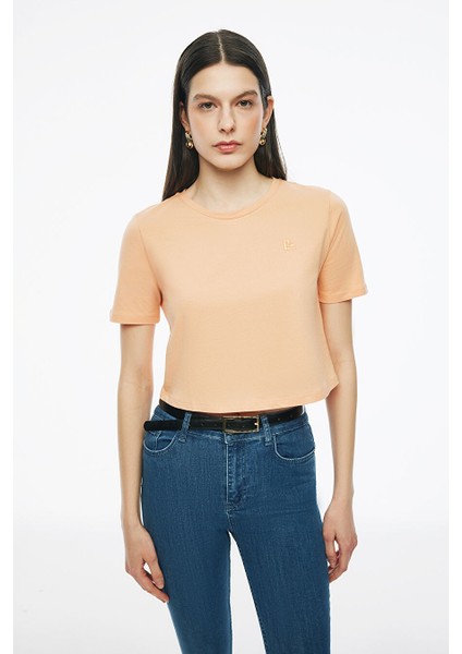 Kelins Regular Fit Crop Boy Bisiklet Yaka Kayısı Renk Kadın Tişört