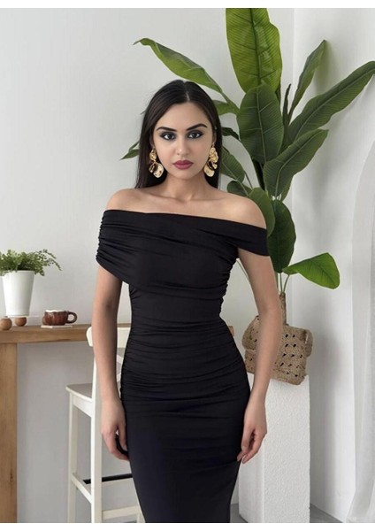 Kadın Siyah Asimetrik Madonna Yaka Özel Tasarım Midi Elbise