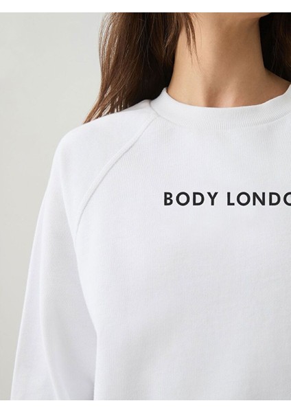 Standart Logolu Sweatshirt - Beyaz fiyatları