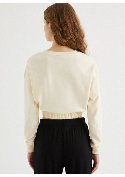 Ekru Bisiklet Yaka Pamuklu Regular Fit Kadın Crop Sweatshirt Enjoy Elastıcated Hem