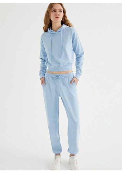 Mavi Kapüşonlu Pamuklu Regular Fit Kadın Sweatshirt Enjoy Cropped Hoodıe fiyatları