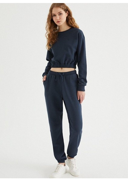 Lacivert Bisiklet Yaka Pamuklu Regular Fit Kadın Crop Sweatshirt Enjoy Elastıcated Hem
