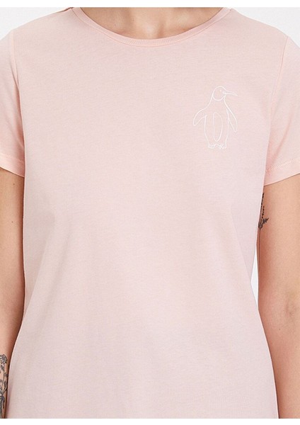 Pembe Baskılı Bisiklet Yaka Pamuklu Regular Fit Kadın T-Shirt Wınter Penguın fiyatları