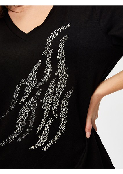 Önü Trok Taş Detaylı 3/4 Kol V Yaka T-Shirt S25TSH068