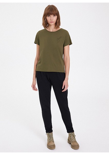 Haki Baskılı Bisiklet Yaka Pamuklu Regular Fit Kadın T-Shirt Wınter Deer fırsatları
