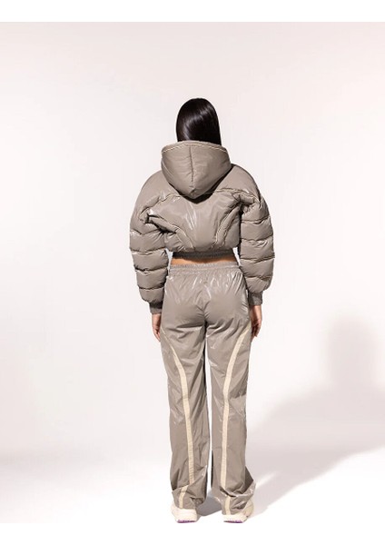 Metalik Şerit Detaylı Pantolon