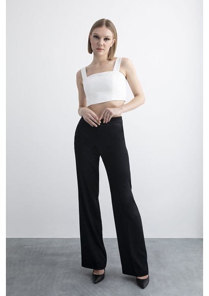 Kalın Askılı Ekru Crop Top