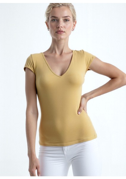 Yavruağzı V Yaka Kısa Kollu Kadın T-Shirt Vallı V-Neck modelleri