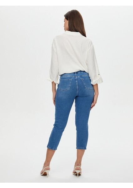 Paçası Ağaç Nakışlı Slim Fit Jean Caprı S25JCP001 fırsatları