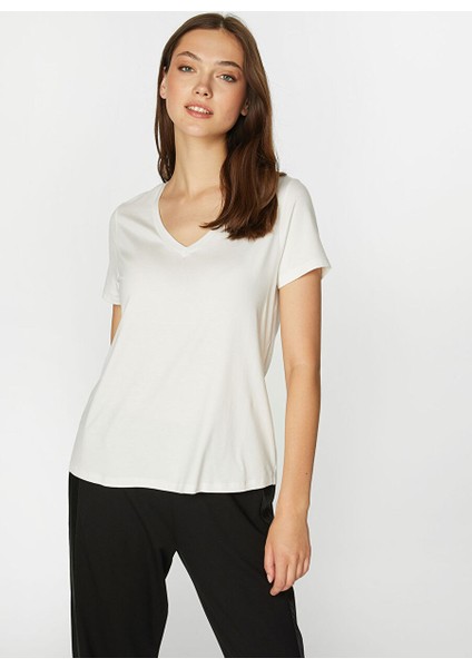 V Yaka Düz Ekru Kadın T-Shirt B00001 modelleri