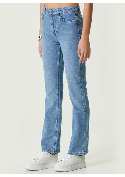Açık Indigo Mavi Kadın Yüksek Bel Straight Denim Pantolon 1086336 fiyatları