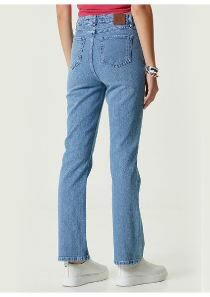 Açık Indigo Mavi Kadın Yüksek Bel Straight Denim Pantolon 1086336 fırsatları