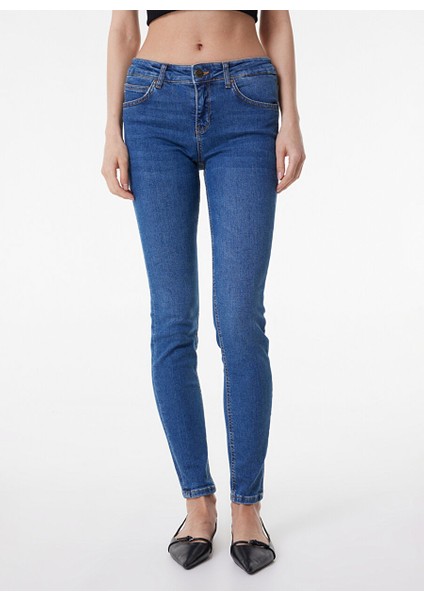L526005404-AÇIK Mavi Açık Mavi Kadın Normal Bel Skinny Fit Denim Pantolon fırsatları