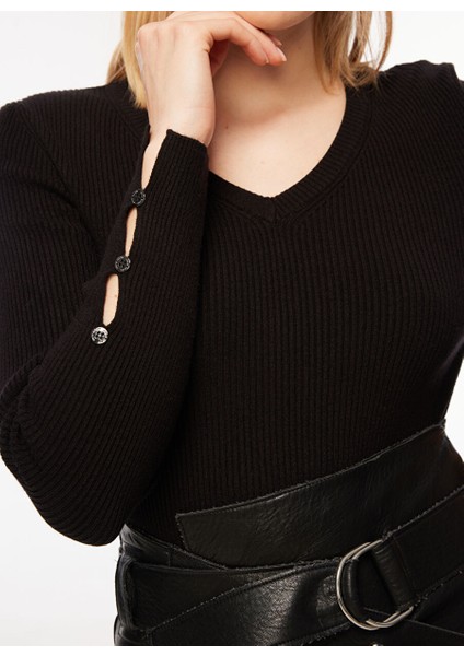 V Yaka Extra Slim Fitilli Siyah Kazak Kadın Corde fırsatları