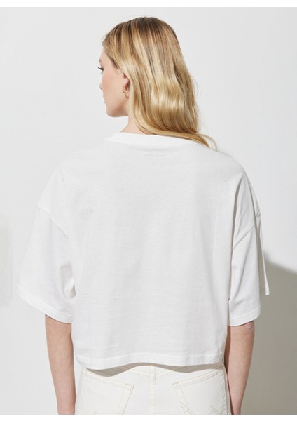 Bisiklet Yaka Ekru Kadın T-Shirt W231328102 fırsatları
