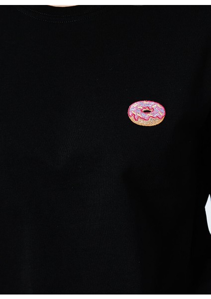 22SCTS204U-999 Donut Bisiklet Yaka Rahat Kalıp Nakışlı Siyah Kadın T-Shirt indirimleri
