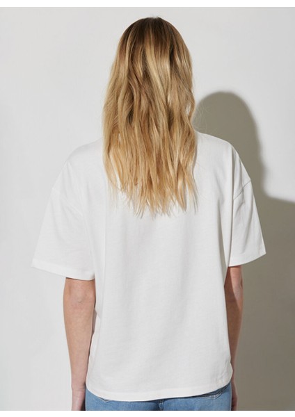 Bisiklet Yaka Beyaz Kadın T-Shirt W7R9EEW04 indirimleri