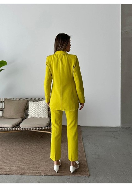 Kadın Fıstık Yeşili Organik Keten Düğmeli Blazer Ceket Pantolon Takım modelleri