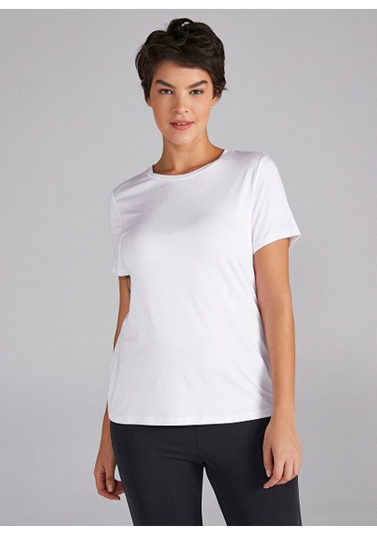 Yuvarlak Yaka Beyaz Kadın T-Shirt B00002 modelleri