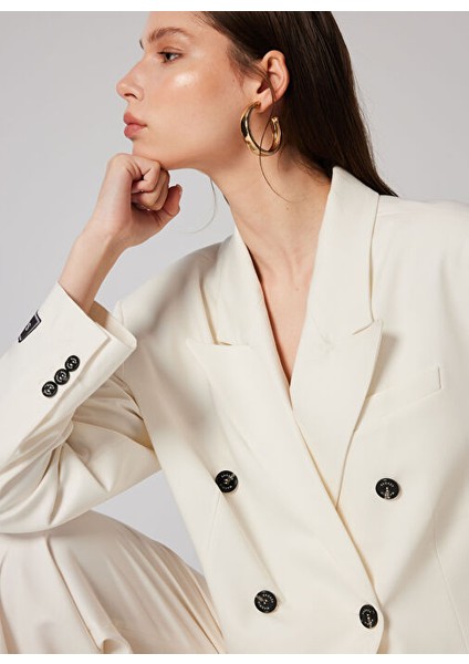 Beyaz Kadın Oversize Ceket SGZB025