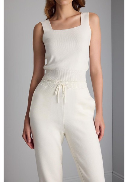 Kare Yaka Triko Crop Top