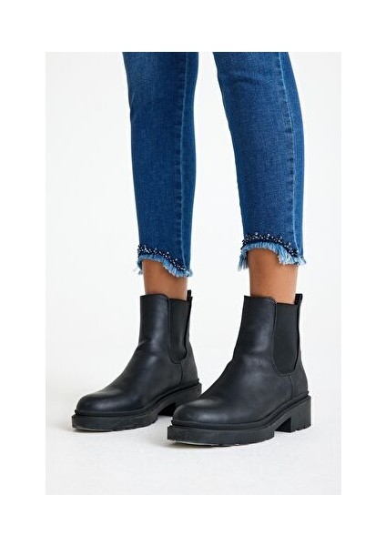 Paça Işlemeli Mavi Jeans