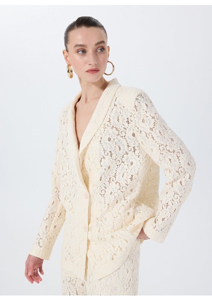 Beyaz Kadın Oversize Güpür Ceket F5SL-CKT0035