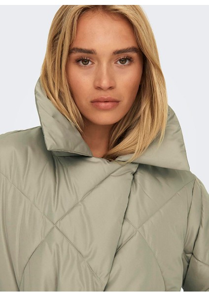 Yeşil Kadın Mont Onlsussı Quılted Puffer Jacket Otw modelleri
