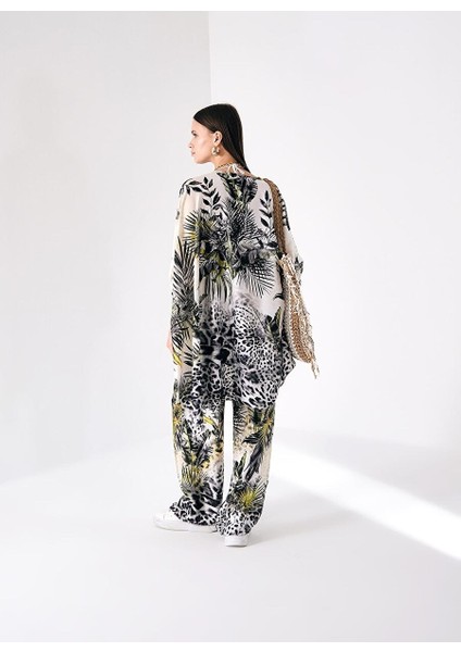 Renk Bloklu Desenli Kimono fırsatları