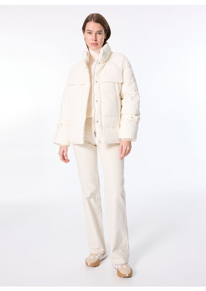 Dik Yaka Relaxed Fit Ekru Kadın Mont J4WL-MNT7108 modelleri