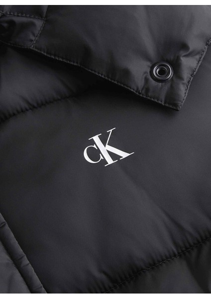 Siyah Kadın Dik Yaka Standart Fit Puffer Mont Shıny Monologo Nd Short Puffer