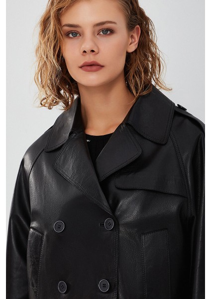Tracy Kadın Siyah Oversize Kısa Deri Trençkot 23WGD5123AE indirimleri